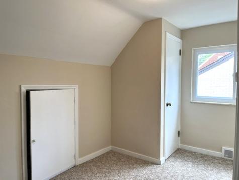 405 Clifton Avenue Shaler PA 15116