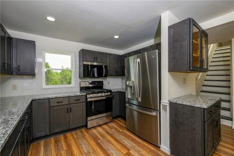 308 State Street Extension Clay Township PA 16061
