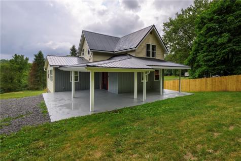 308 State Street Extension Clay Township PA 16061