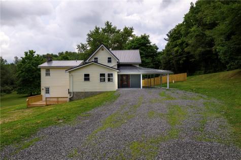 308 State Street Extension Clay Township PA 16061