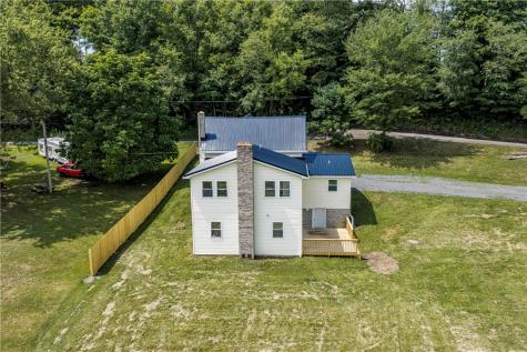 308 State Street Extension Clay Township PA 16061