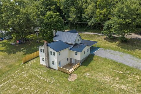 308 State Street Extension Clay Township PA 16061