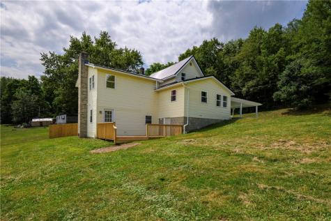 308 State Street Extension Clay Township PA 16061