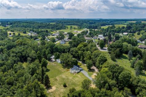308 State Street Extension Clay Township PA 16061