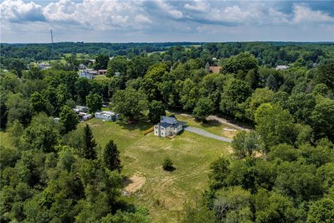 308 State Street Extension Clay Township PA 16061