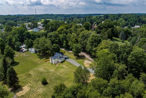 308 State Street Extension Clay Township PA 16061