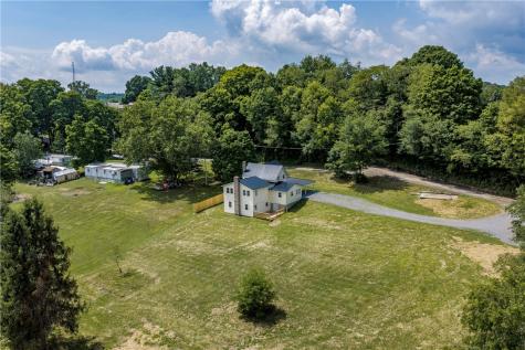 308 State Street Extension Clay Township PA 16061