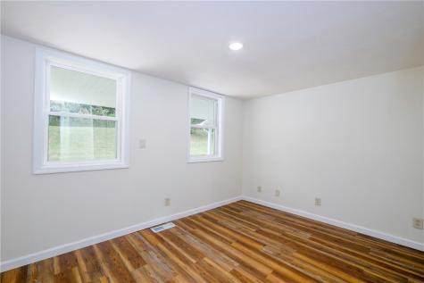 308 State Street Extension Clay Township PA 16061