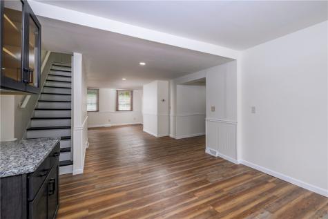 308 State Street Extension Clay Township PA 16061