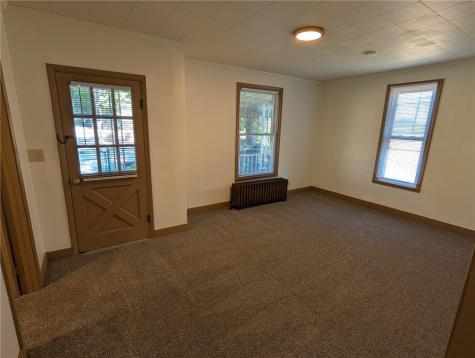 520 W Pike Street Meadowlands PA 15347