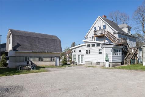 520 W Pike Street Meadowlands PA 15347