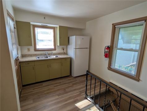 520 W Pike Street Meadowlands PA 15347