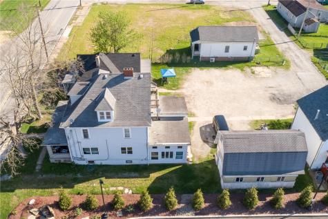 520 W Pike Street Meadowlands PA 15347