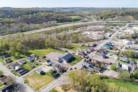 520 W Pike Street Meadowlands PA 15347