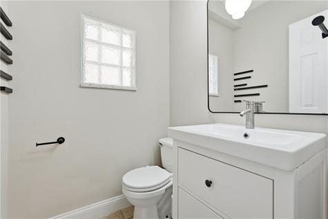 5443 Wellesley Avenue Highland Park PA 15206