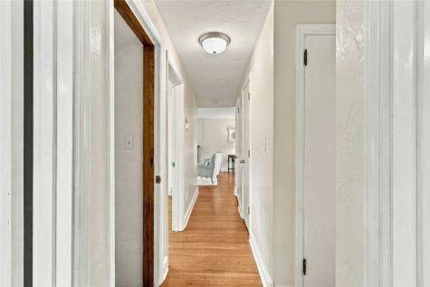 1118 Girard Road Whitehall PA 15227