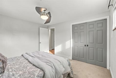 1118 Girard Road Whitehall PA 15227