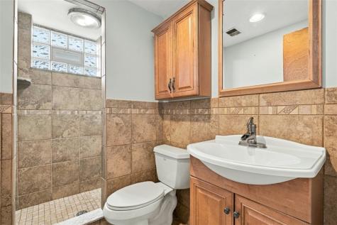 1118 Girard Road Whitehall PA 15227