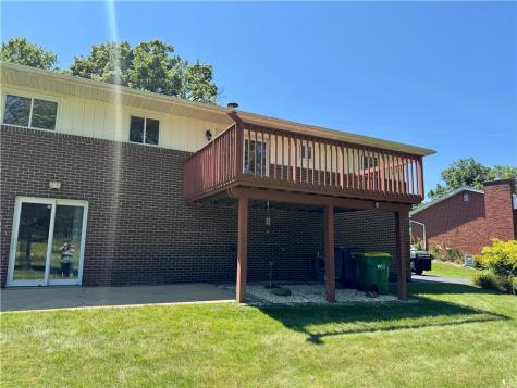 135 Hampton Court Township Of But Sw PA 16002