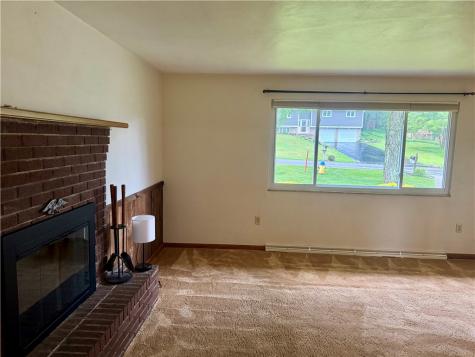 135 Hampton Court Township Of But Sw PA 16002