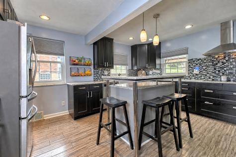 5358 Fieldcrest Drive Whitehall PA 15236