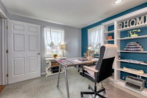 5358 Fieldcrest Drive Whitehall PA 15236