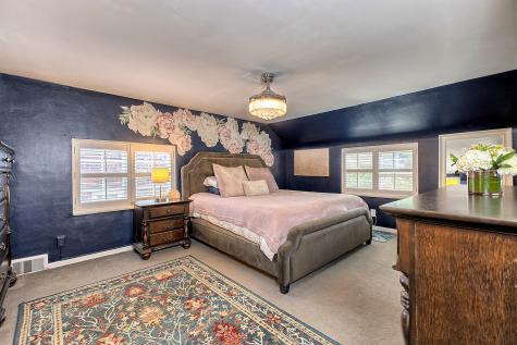 5358 Fieldcrest Drive Whitehall PA 15236