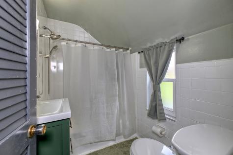 5358 Fieldcrest Drive Whitehall PA 15236