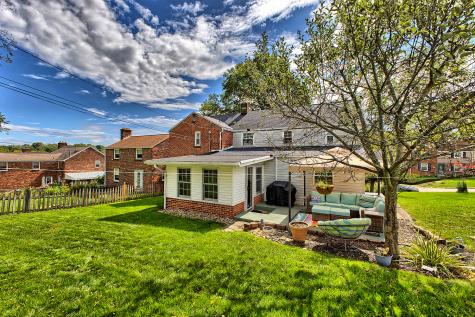 5358 Fieldcrest Drive Whitehall PA 15236