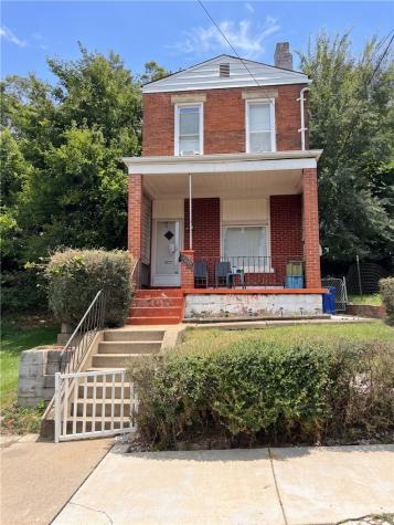 7031 Chaucer Street Homewood Brushton PA 15208