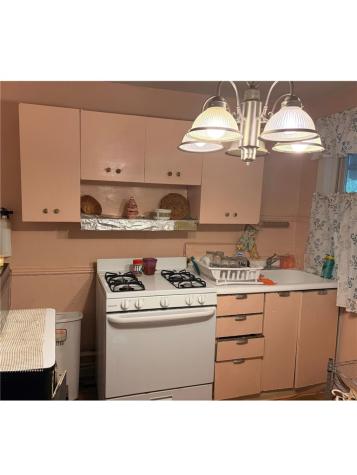 7031 Chaucer Street Homewood Brushton PA 15208
