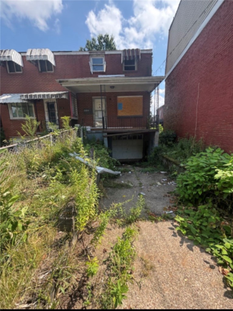 2526 Bedford Avenue Hill District PA 15219
