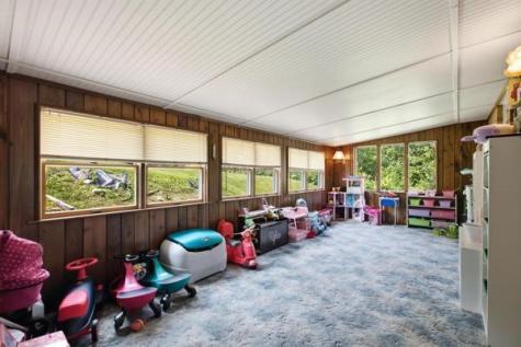 25 Liberty Avenue Smith PA 15021
