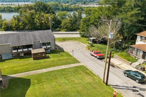 371 Linmore Avenue Baden PA 15005