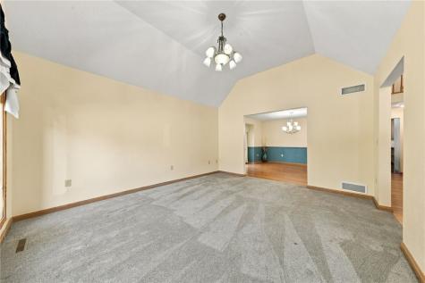 909 Clayton Drive Hempfield Township PA 15601