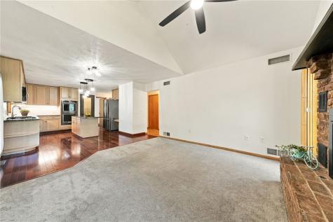 909 Clayton Drive Hempfield Township PA 15601