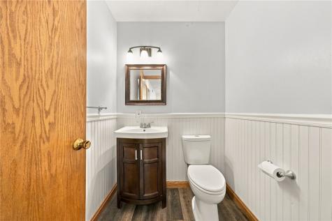 909 Clayton Drive Hempfield Township PA 15601