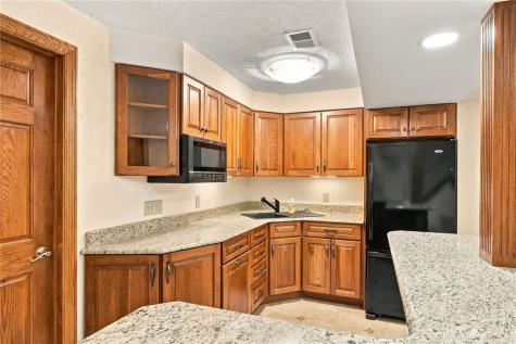 909 Clayton Drive Hempfield Township PA 15601