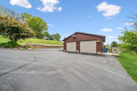 909 Our Way North Huntingdon PA 15642