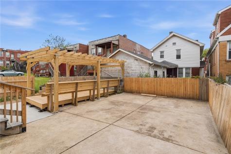 820 Bryn Mawr Road E Pittsburgh PA 15219