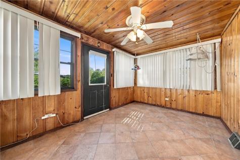 2473 Hampton Avenue Hampton PA 15101