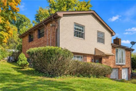 2473 Hampton Avenue Hampton PA 15101
