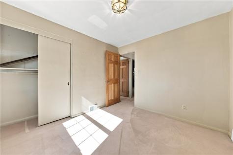 2473 Hampton Avenue Hampton PA 15101