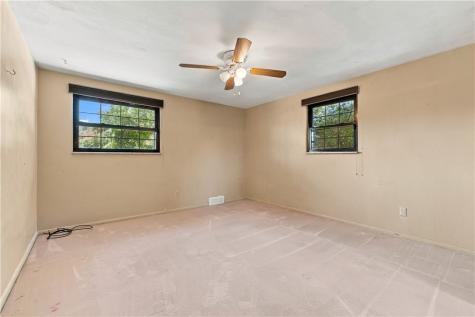 2473 Hampton Avenue Hampton PA 15101