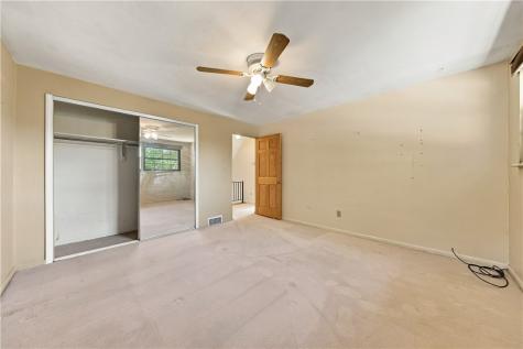 2473 Hampton Avenue Hampton PA 15101