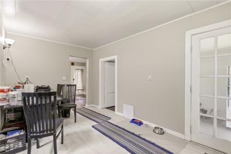 214 W Vine Street Mt Pleasant Boro PA 15666