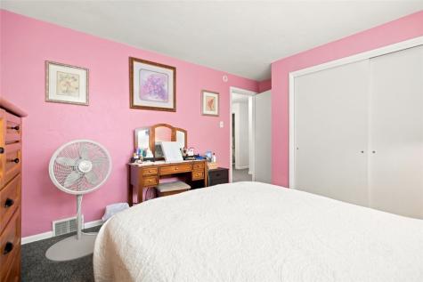 116 Meadowvue Drive Marshall PA 15090
