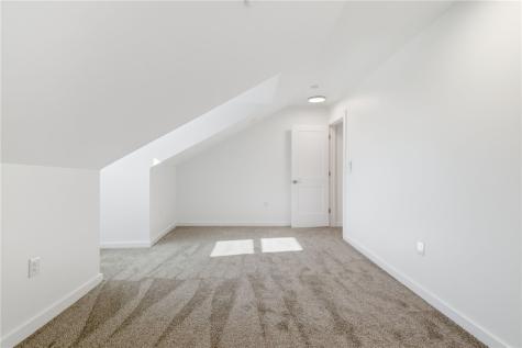 125 Hawkins Avenue Perry Hilltop PA 15214