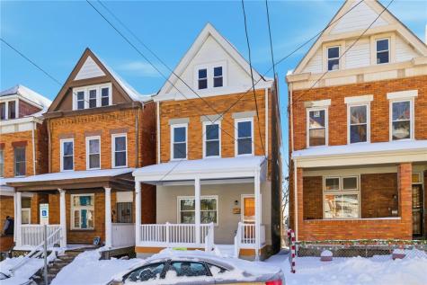 125 Hawkins Avenue Perry Hilltop PA 15214