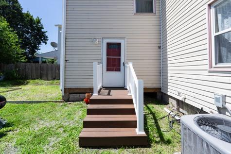 527 Reno Street Rochester PA 15074